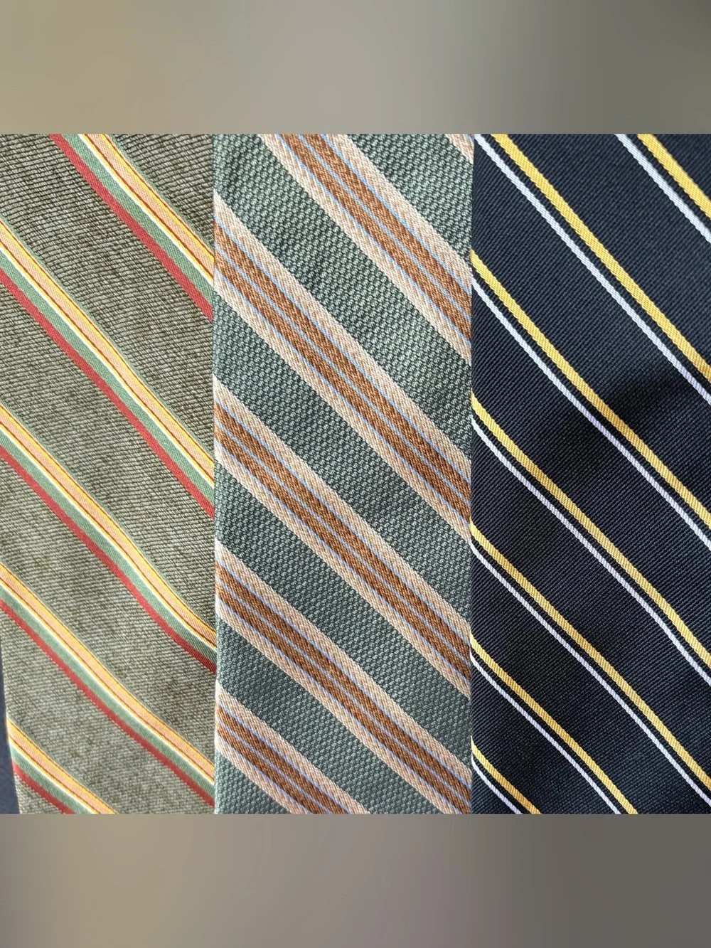 Jos. A. Bank, 100% Silk Ties, Stripe Pattern, Like New Condition!